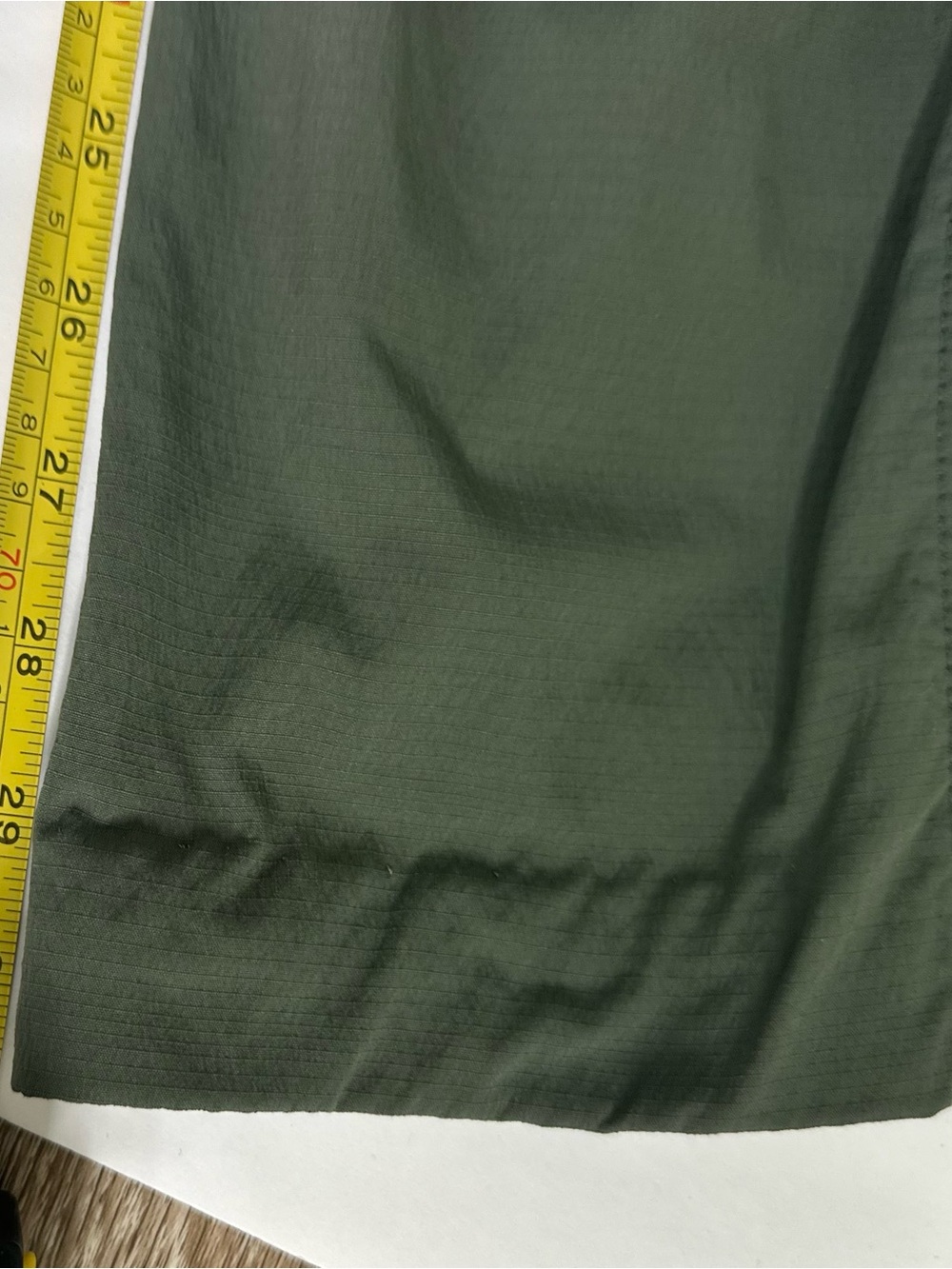 Athleta Trekkie North Straight Leg Outdoor Pant 6 Olive Green Hiking Ripstop EUC - Picture 11 of 11